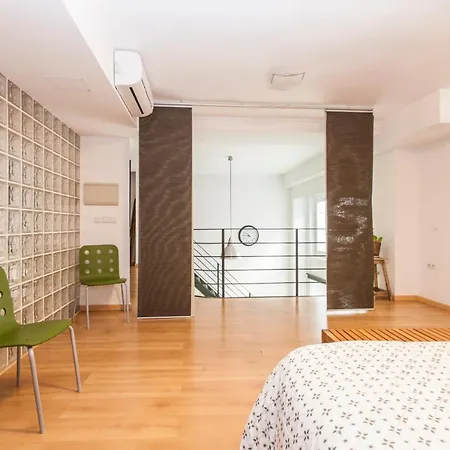 Lf Parking Incluido Amplio Loft En Barrio Santa Cruz Apartment Seville Exterior photo